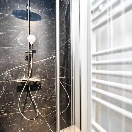 Elegant - 1br-5p - Parc De Belleville Paris